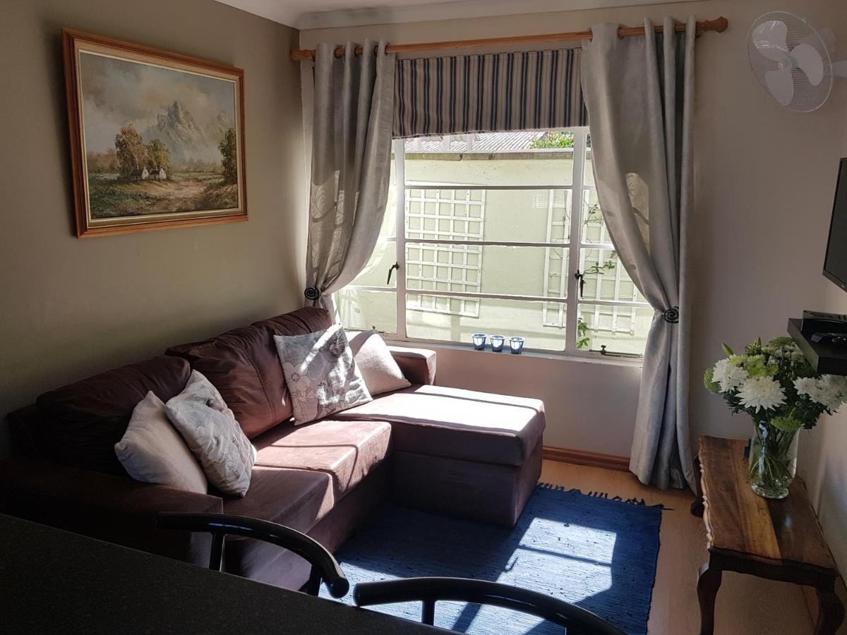 Apartment 7 On Oakleigh Pietermaritzburg Bagian luar foto